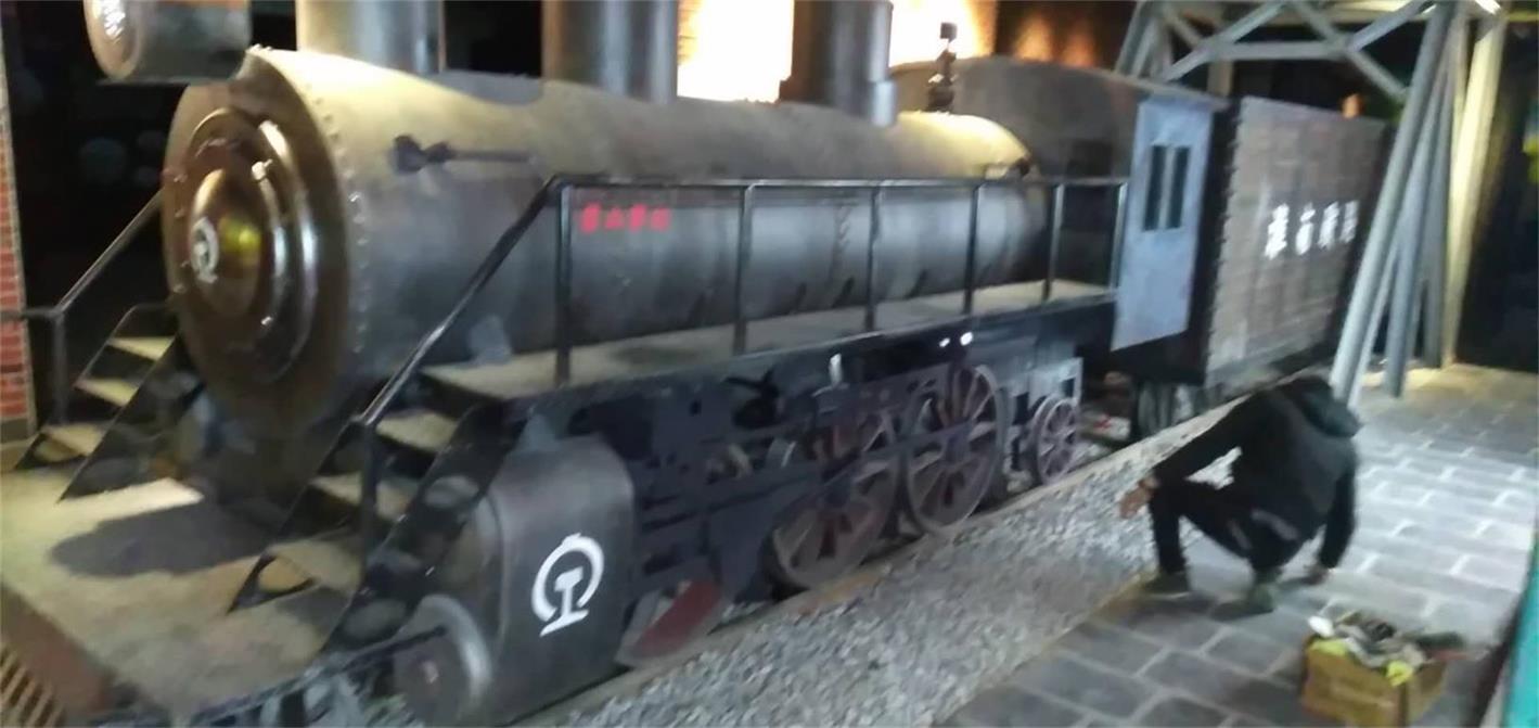 左贡县蒸汽火车模型